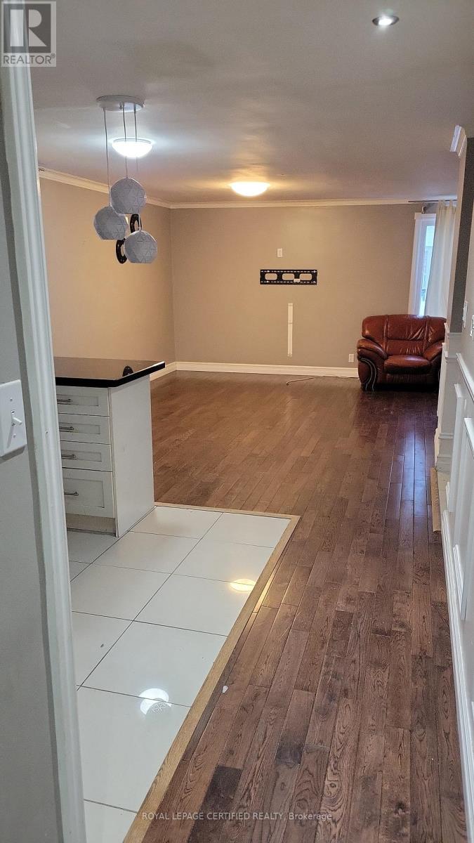 18 Maywood Park, Toronto (Kennedy Park), Ontario  M1K 2G8 - Photo 16 - E12731062