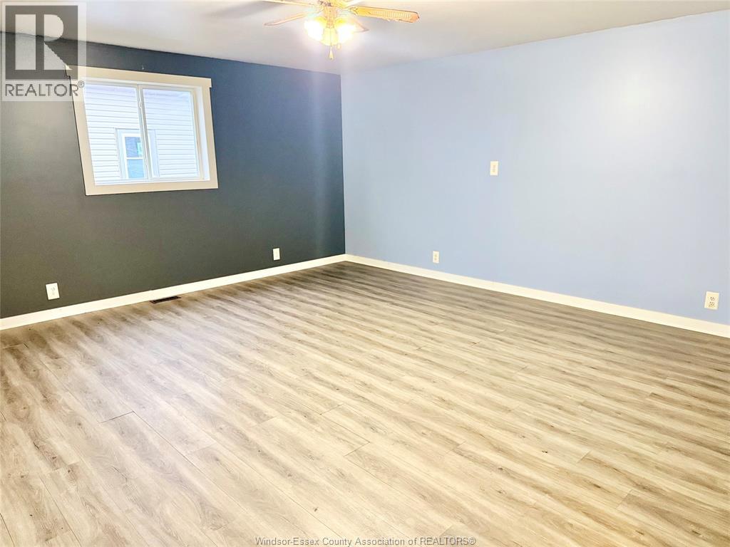 17 Spruce Street, Mcgregor, Ontario  N0R 1J0 - Photo 8 - 26004819