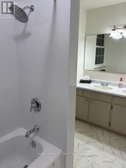 6579 Bostwick Road, Central Elgin, Ontario  N0L 2L0 - Photo 34 - X12850732