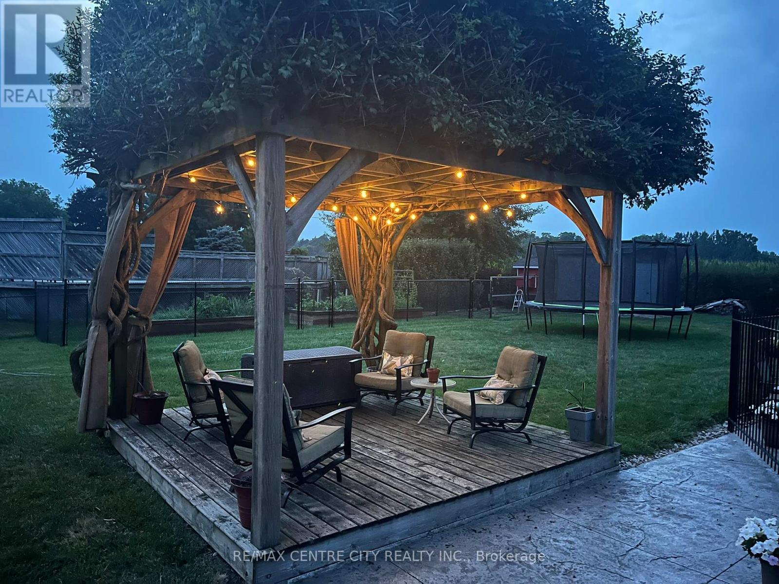 6579 Bostwick Road, Central Elgin, Ontario  N0L 2L0 - Photo 40 - X12850732