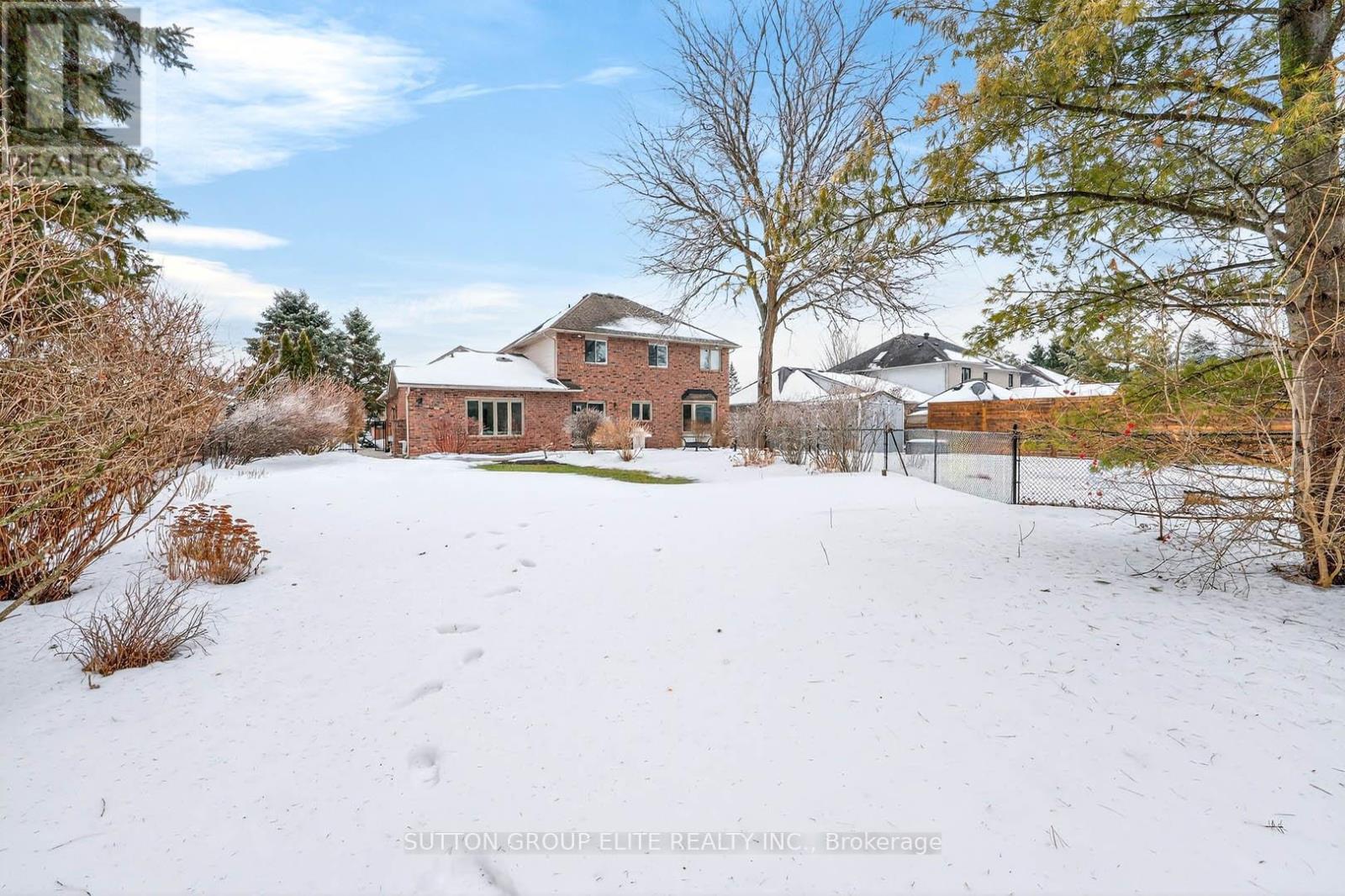 11 Elderberry Lane, Hamilton, Ontario  L0R 1H2 - Photo 49 - X12814206