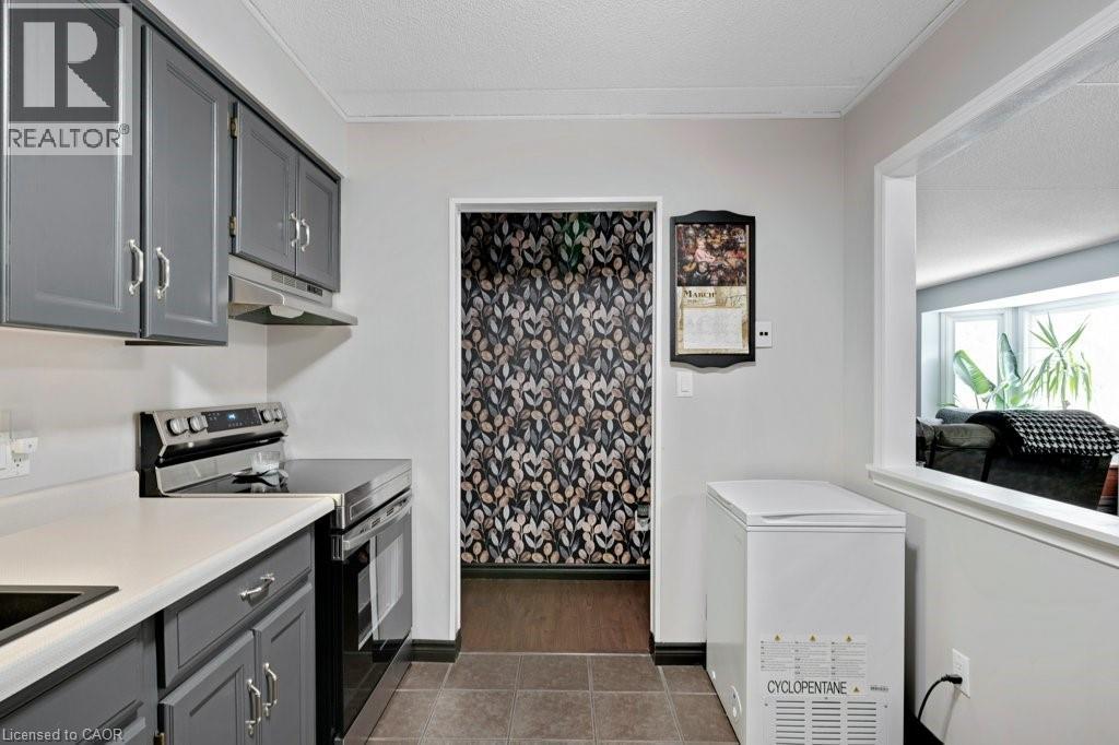 401 Erb Street Unit# 203, Waterloo, Ontario N2L 1W5 - Photo 17 - 40809439