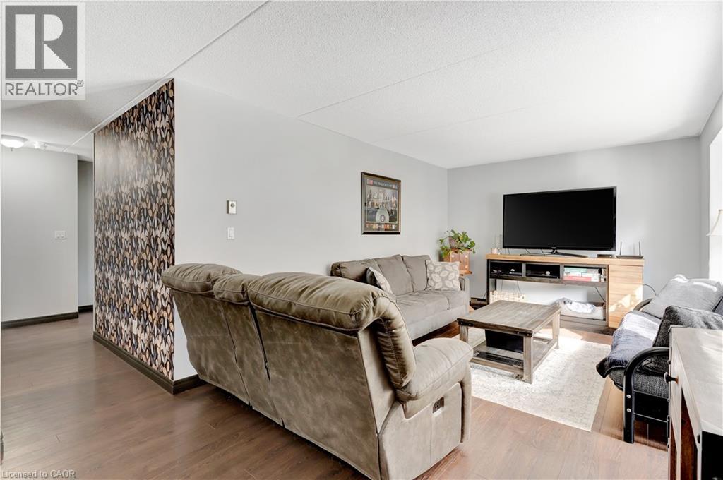 401 Erb Street Unit# 203, Waterloo, Ontario N2L 1W5 - Photo 19 - 40809439