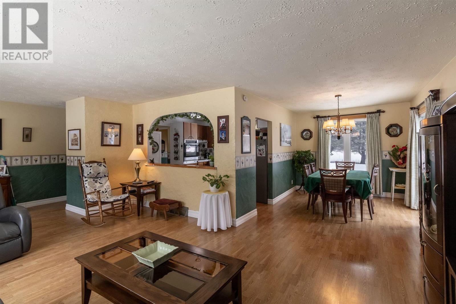 12 Kirby Rd, Goulais River, Ontario  P0S 1E0 - Photo 6 - SM260435