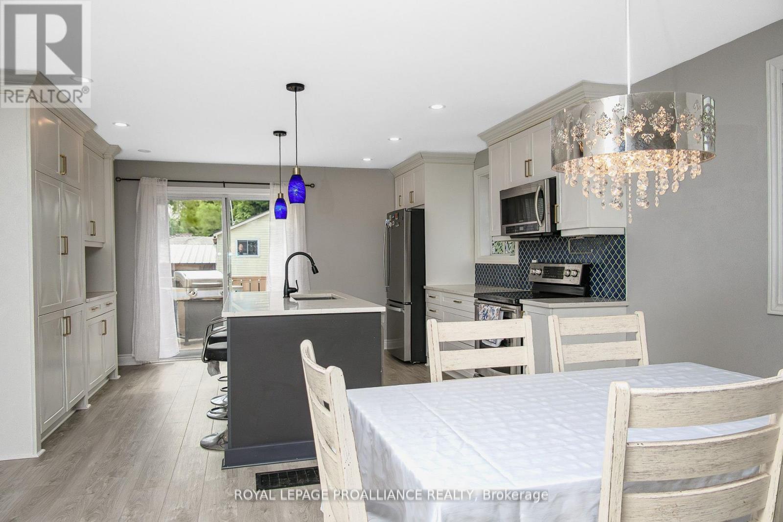 11 Springbrook Crescent, Belleville, Ontario  K8P 5B7 - Photo 14 - X12861064