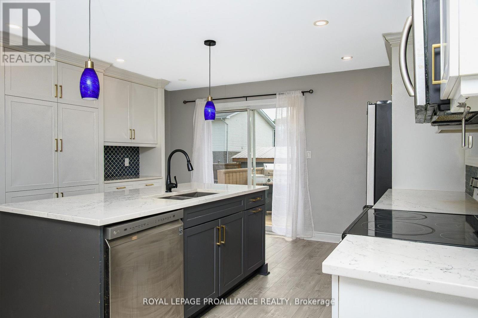 11 Springbrook Crescent, Belleville, Ontario  K8P 5B7 - Photo 17 - X12861064