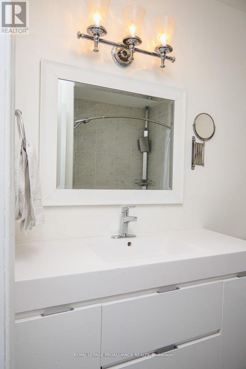 11 Springbrook Crescent, Belleville, Ontario  K8P 5B7 - Photo 25 - X12861064