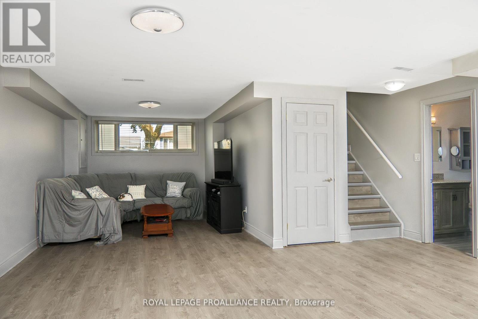 11 Springbrook Crescent, Belleville, Ontario  K8P 5B7 - Photo 31 - X12861064