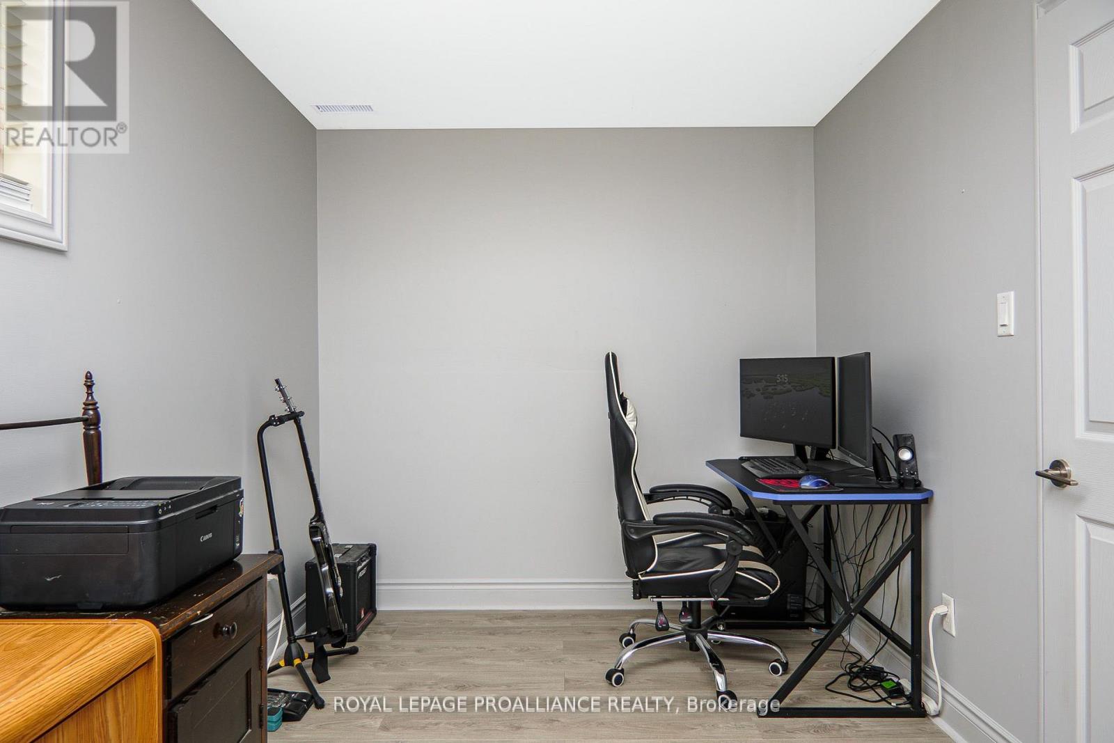 11 Springbrook Crescent, Belleville, Ontario  K8P 5B7 - Photo 37 - X12861064