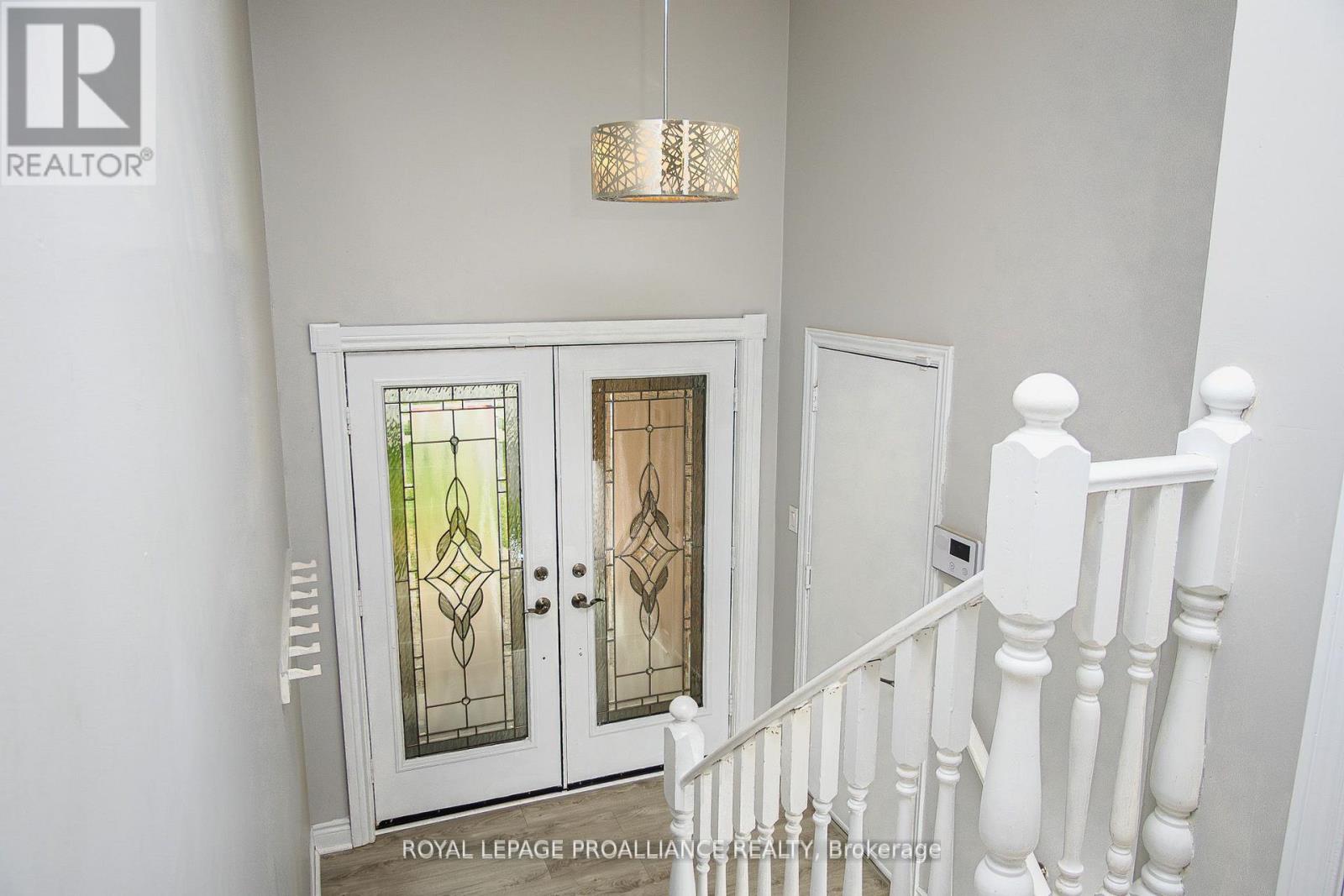 11 Springbrook Crescent, Belleville, Ontario  K8P 5B7 - Photo 7 - X12861064