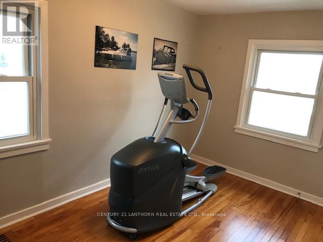 32 Ortona Circle N, Prince Edward County, Ontario  K0K 2T0 - Photo 16 - X12861244