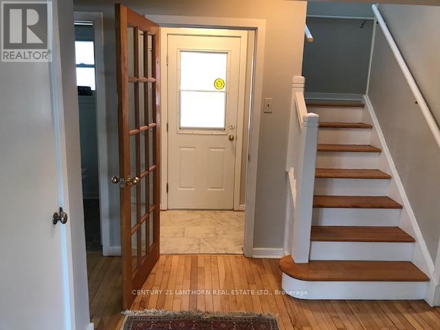 32 Ortona Circle N, Prince Edward County, Ontario  K0K 2T0 - Photo 9 - X12861244