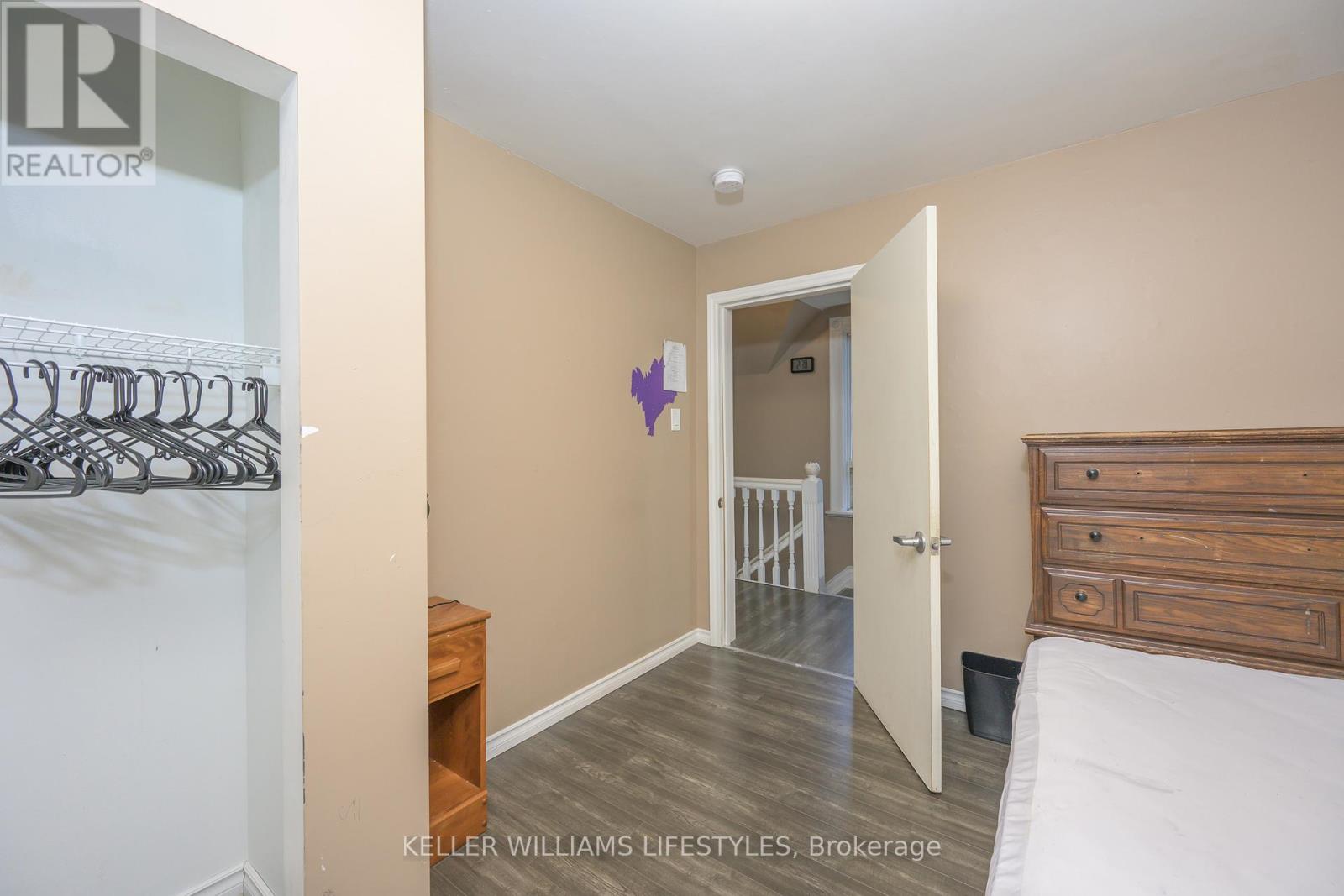 1233 Dundas Street, London East, Ontario  N5W 3B1 - Photo 16 - X12860960