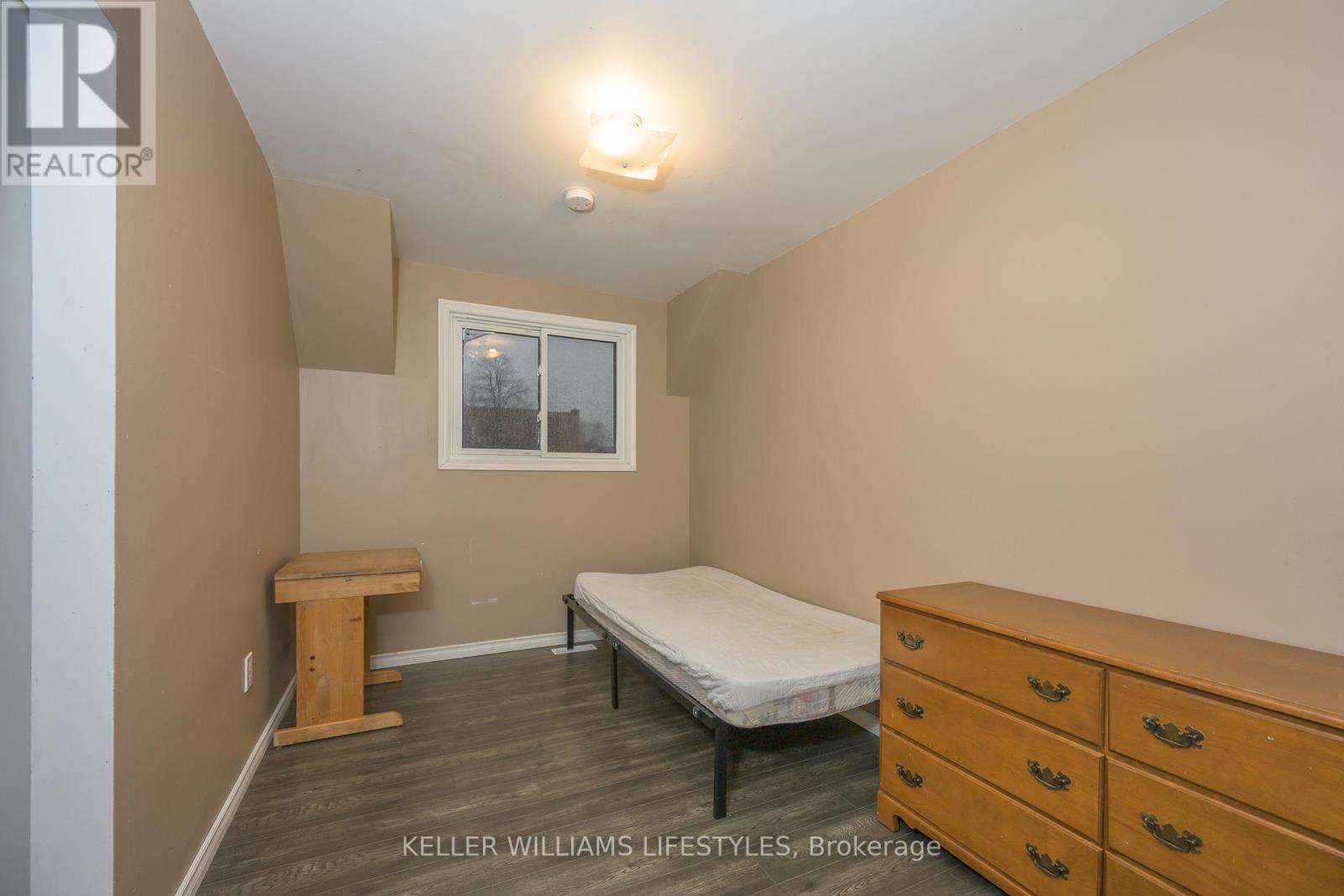 1233 Dundas Street, London East, Ontario  N5W 3B1 - Photo 28 - X12860960