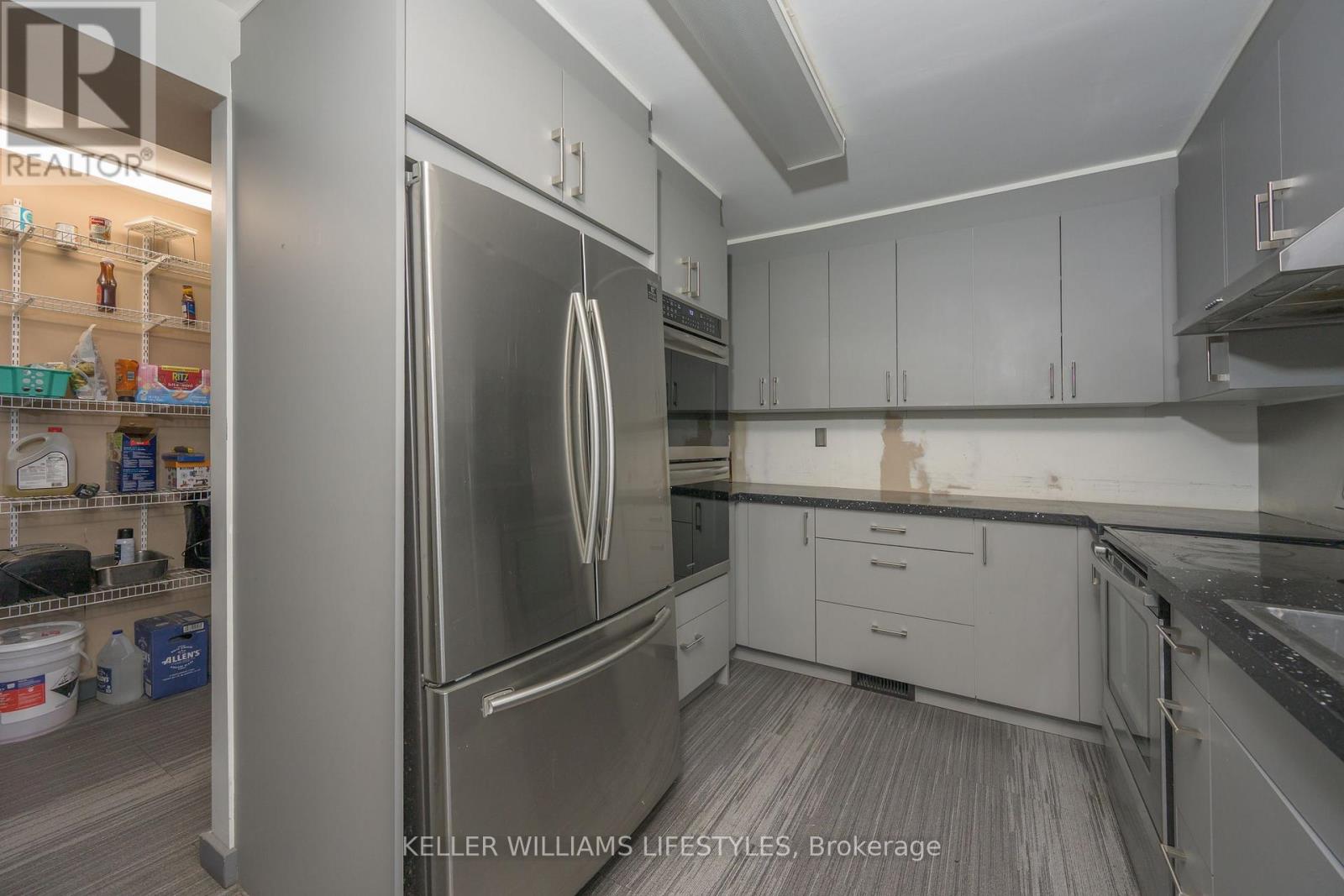 1233 Dundas Street, London East, Ontario  N5W 3B1 - Photo 8 - X12860960