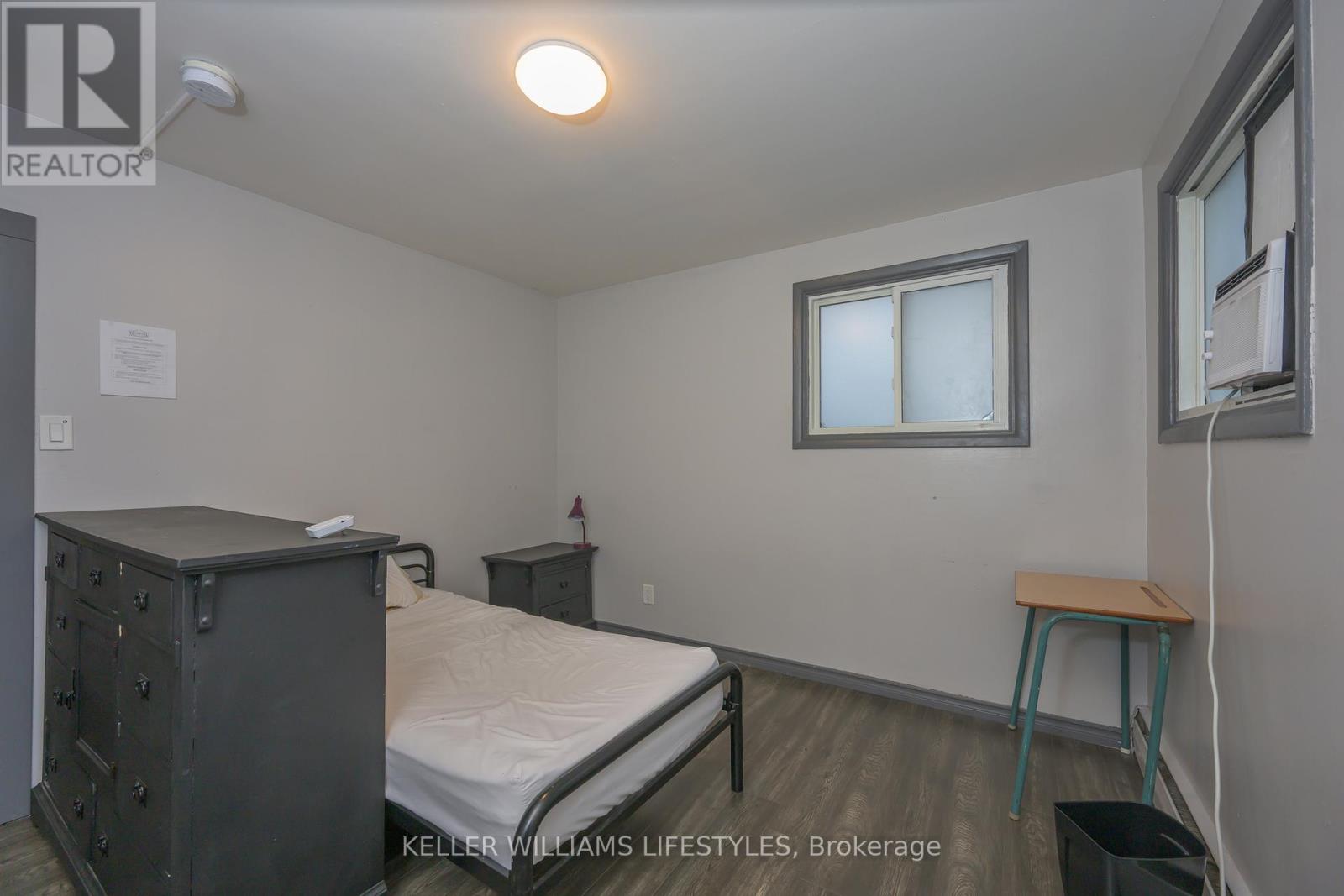 1235 Dundas Street, London East, Ontario  N5W 3B1 - Photo 21 - X12860966