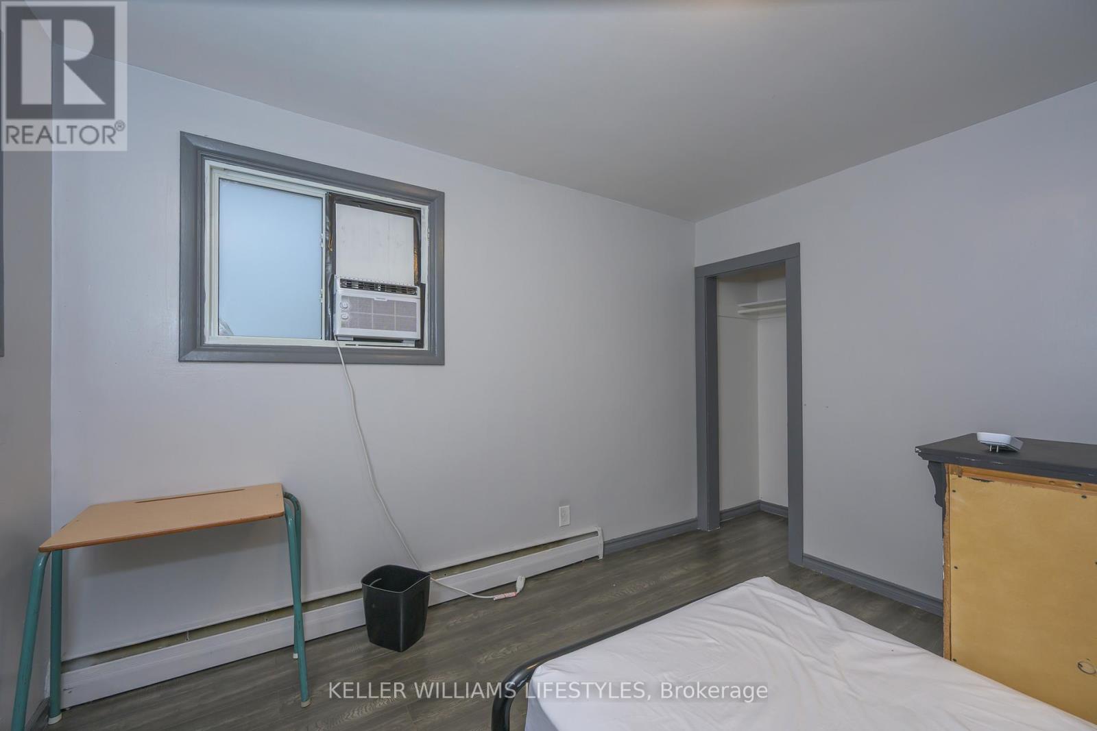 1235 Dundas Street, London East, Ontario  N5W 3B1 - Photo 22 - X12860966