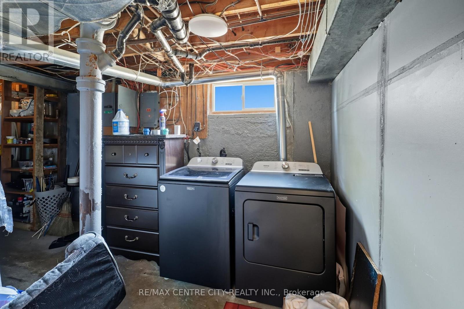 75 Glass Avenue, London East, Ontario  N5W 1Z8 - Photo 33 - X12861032