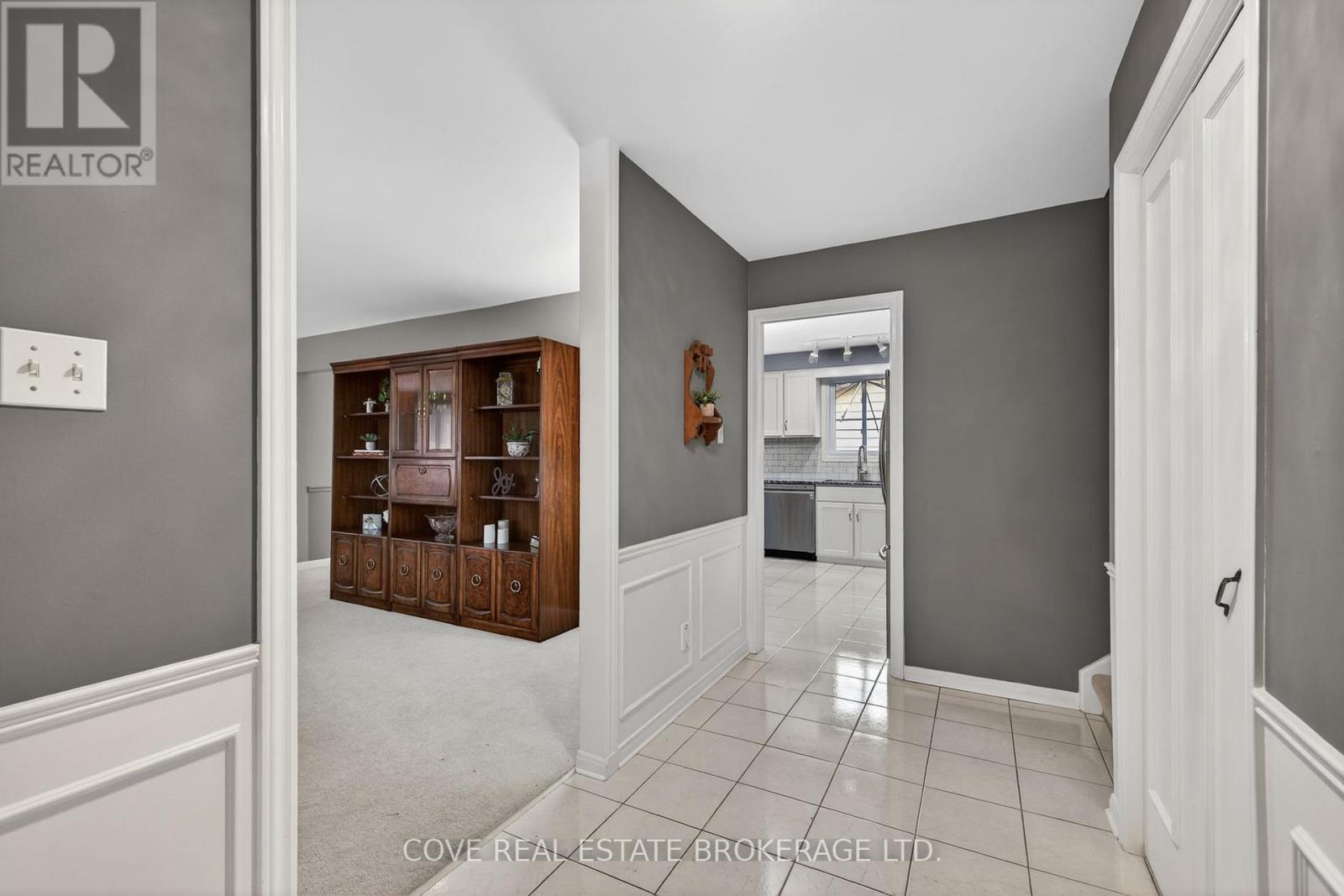 70 Elmgrove Crescent, London South, Ontario  N6J 4H1 - Photo 18 - X12861036