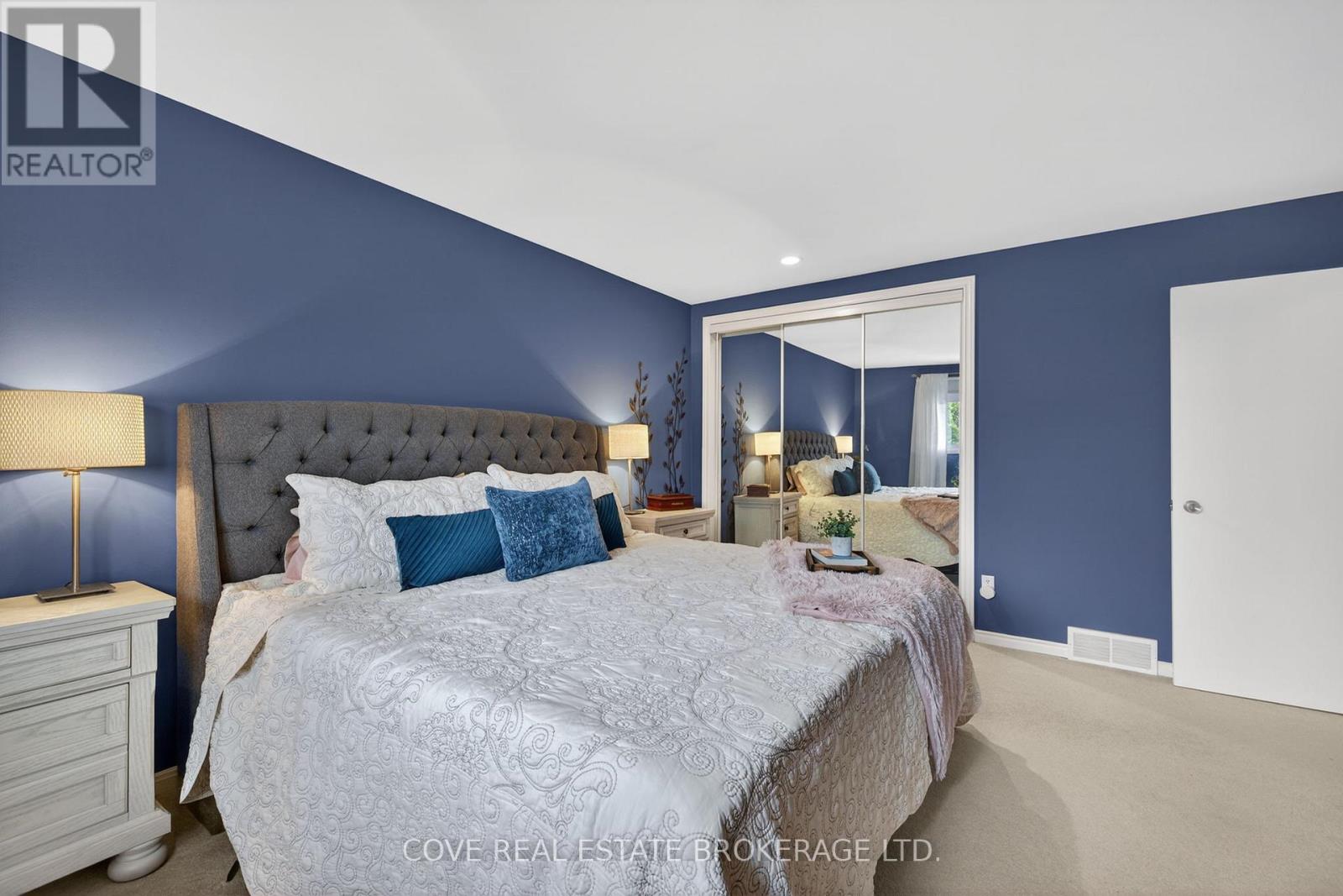 70 Elmgrove Crescent, London South, Ontario  N6J 4H1 - Photo 20 - X12861036