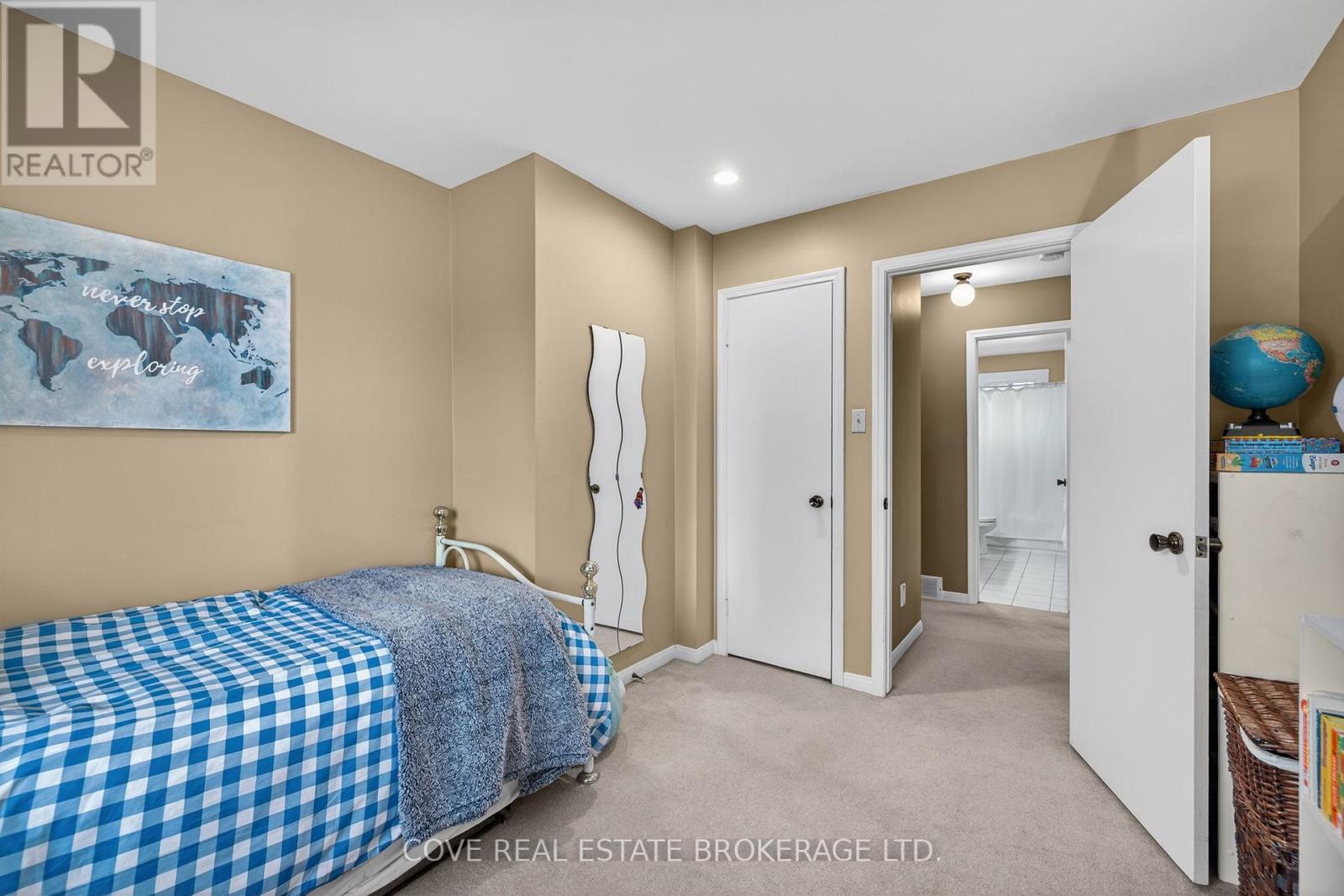 70 Elmgrove Crescent, London South, Ontario  N6J 4H1 - Photo 22 - X12861036