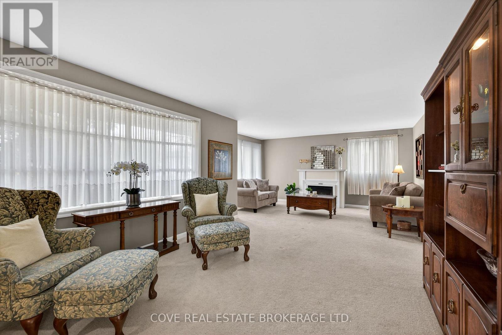 70 Elmgrove Crescent, London South, Ontario  N6J 4H1 - Photo 3 - X12861036