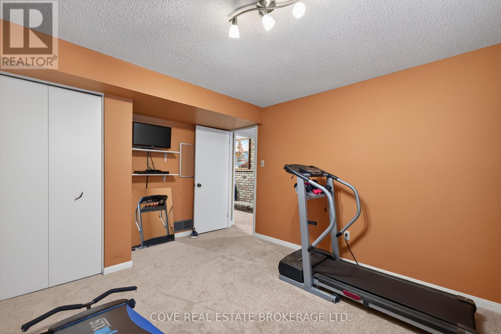 70 Elmgrove Crescent, London South, Ontario  N6J 4H1 - Photo 30 - X12861036