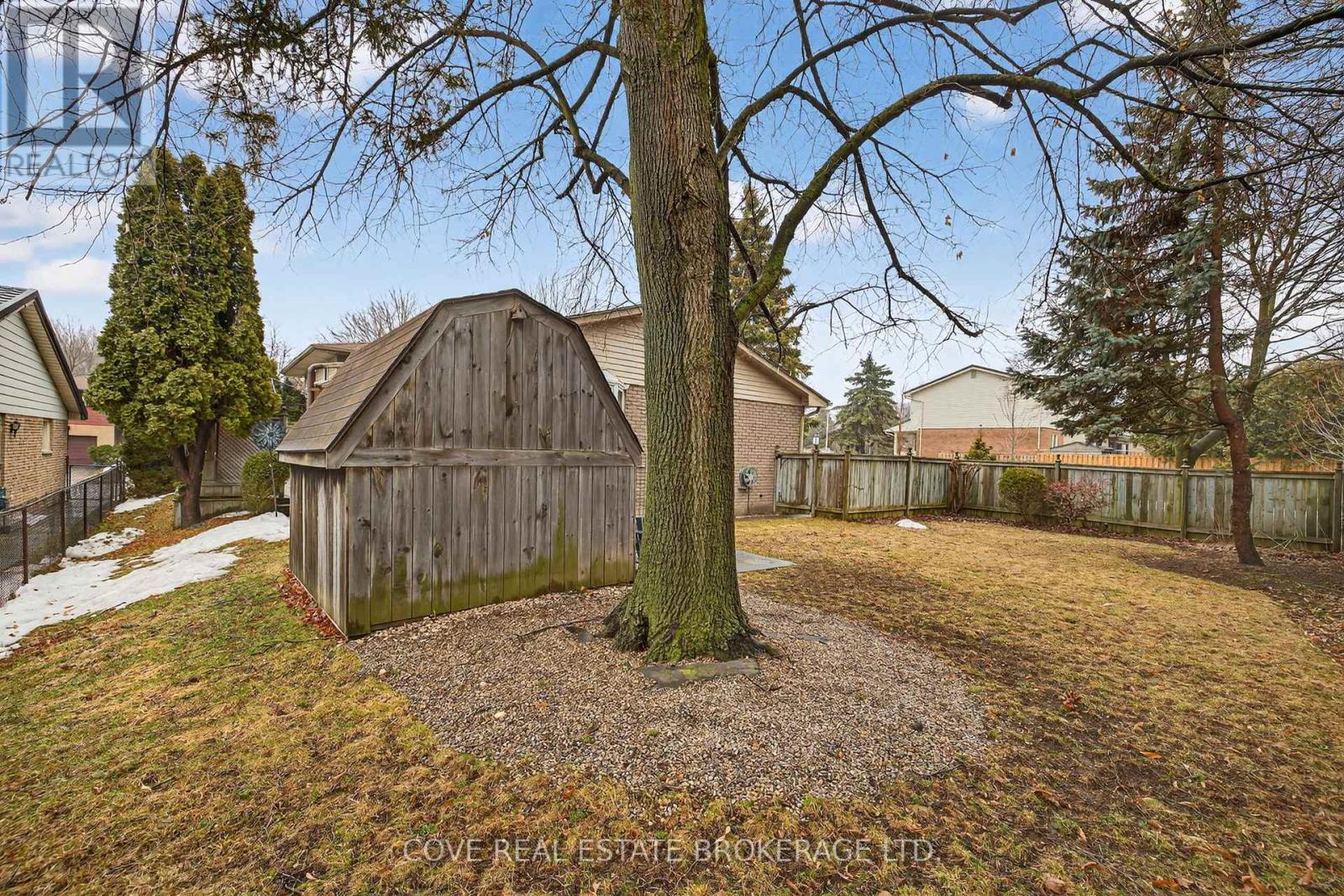 70 Elmgrove Crescent, London South, Ontario  N6J 4H1 - Photo 36 - X12861036