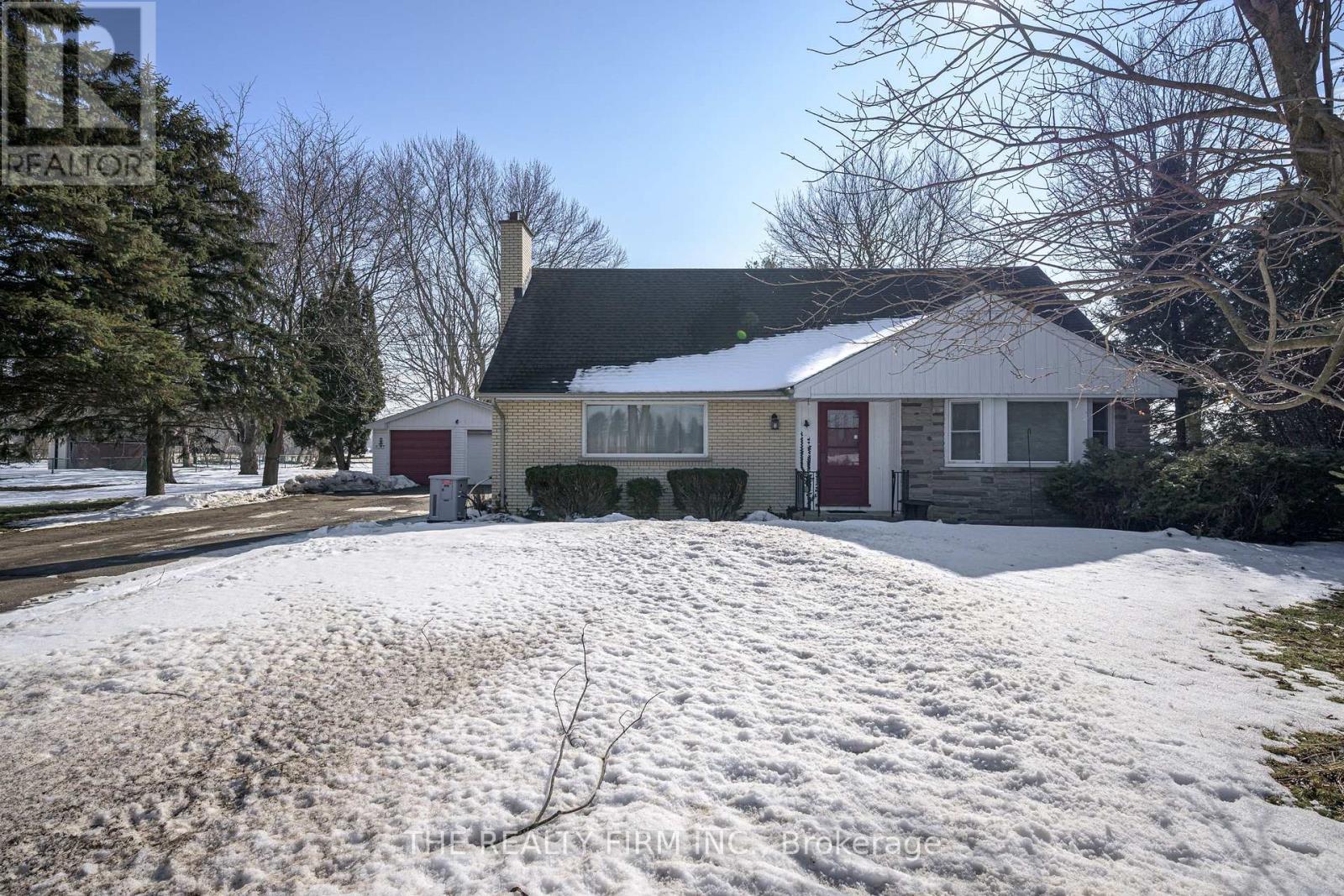 15233 Medway Road, Middlesex Centre, Ontario  N0M 1C0 - Photo 2 - X12861148