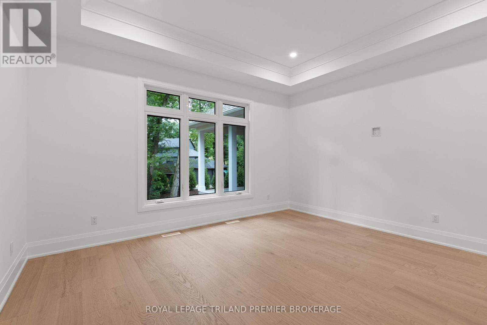 9940 Ontario Street, Lambton Shores, Ontario  N0M 2L0 - Photo 20 - X12861202