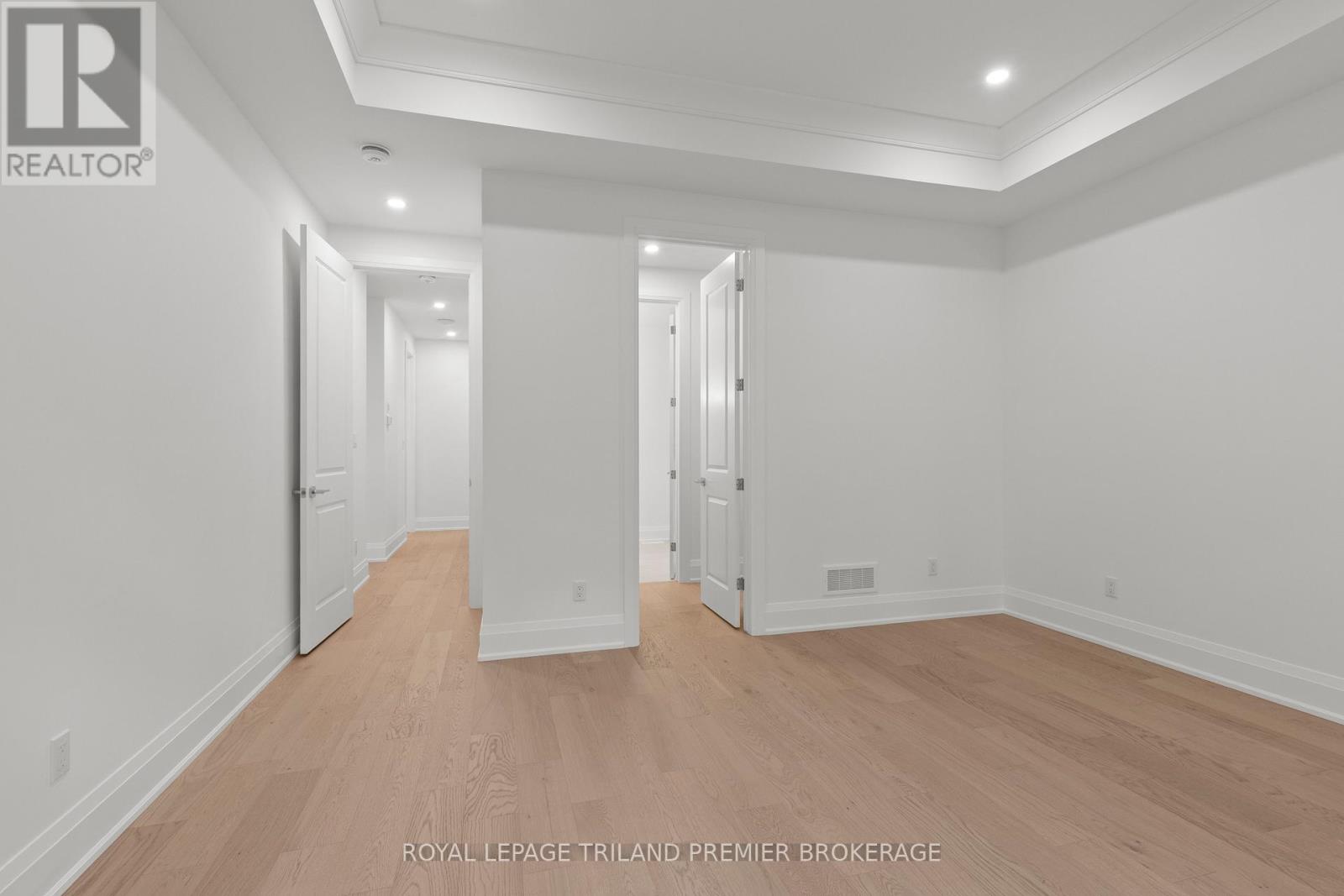 9940 Ontario Street, Lambton Shores, Ontario  N0M 2L0 - Photo 25 - X12861202