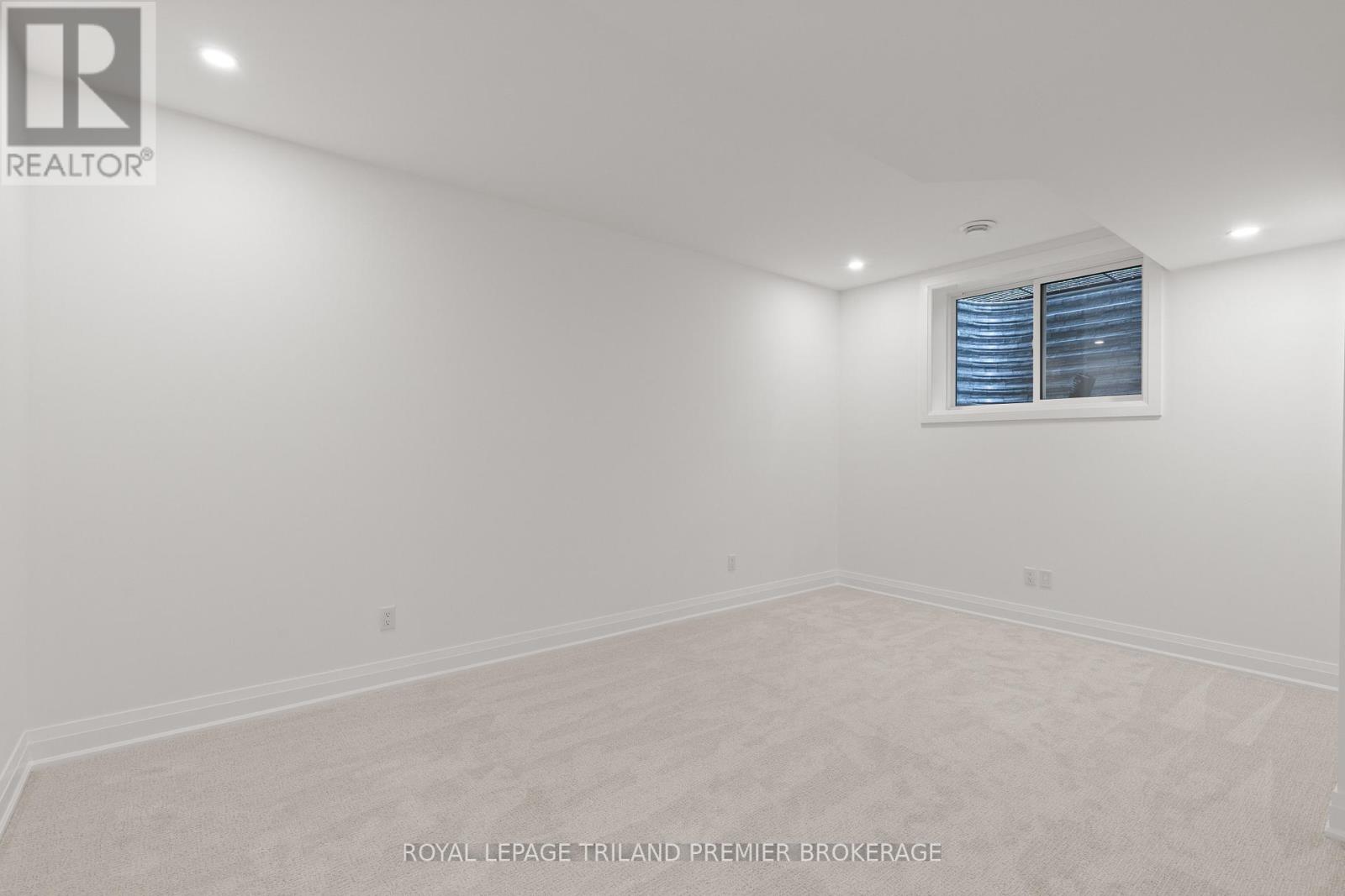 9940 Ontario Street, Lambton Shores, Ontario  N0M 2L0 - Photo 40 - X12861202