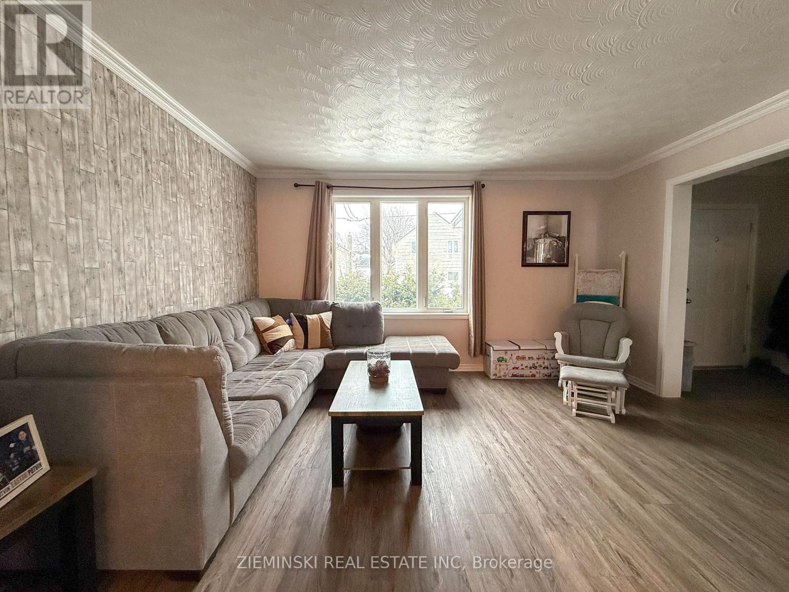 257 Commercial Avenue, Timmins (Ts - Sw), Ontario  P4N 2X5 - Photo 8 - T12861254