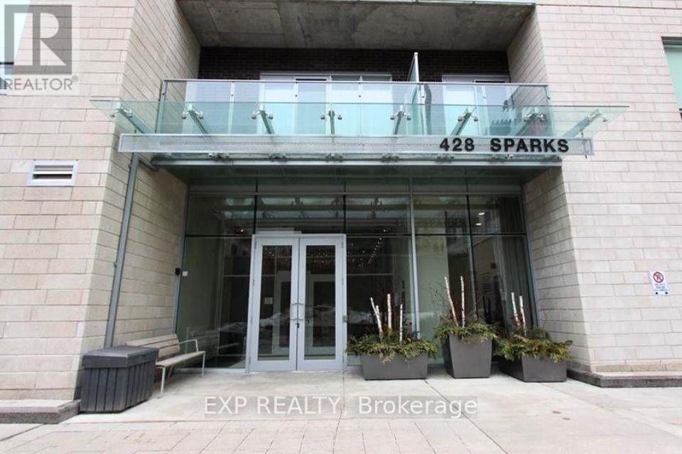 501 - 428 Sparks Street, Ottawa, Ontario  K1R 0B3 - Photo 1 - X12861010