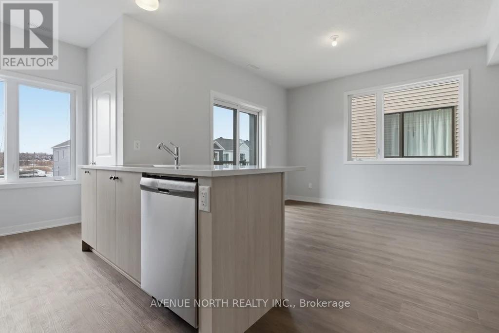 441 Mortar Terrace, Ottawa, Ontario  K2W 0N8 - Photo 22 - X12861120