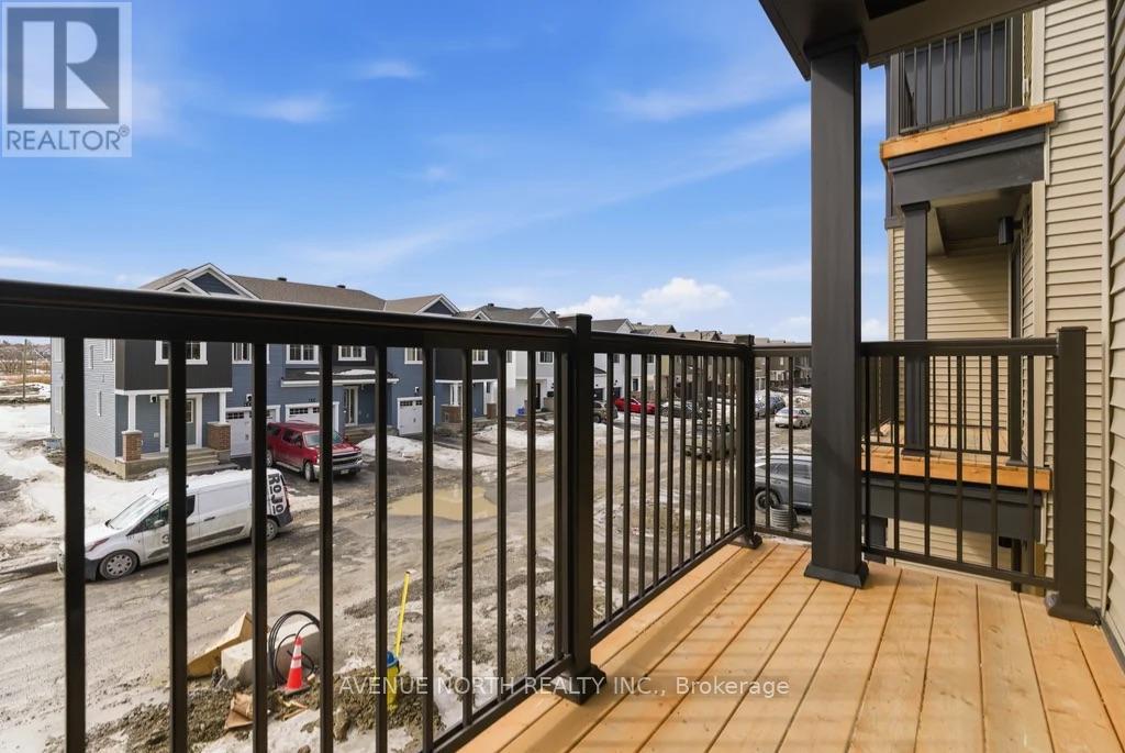 441 Mortar Terrace, Ottawa, Ontario  K2W 0N8 - Photo 24 - X12861120