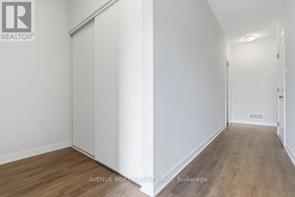 441 Mortar Terrace, Ottawa, Ontario  K2W 0N8 - Photo 4 - X12861120