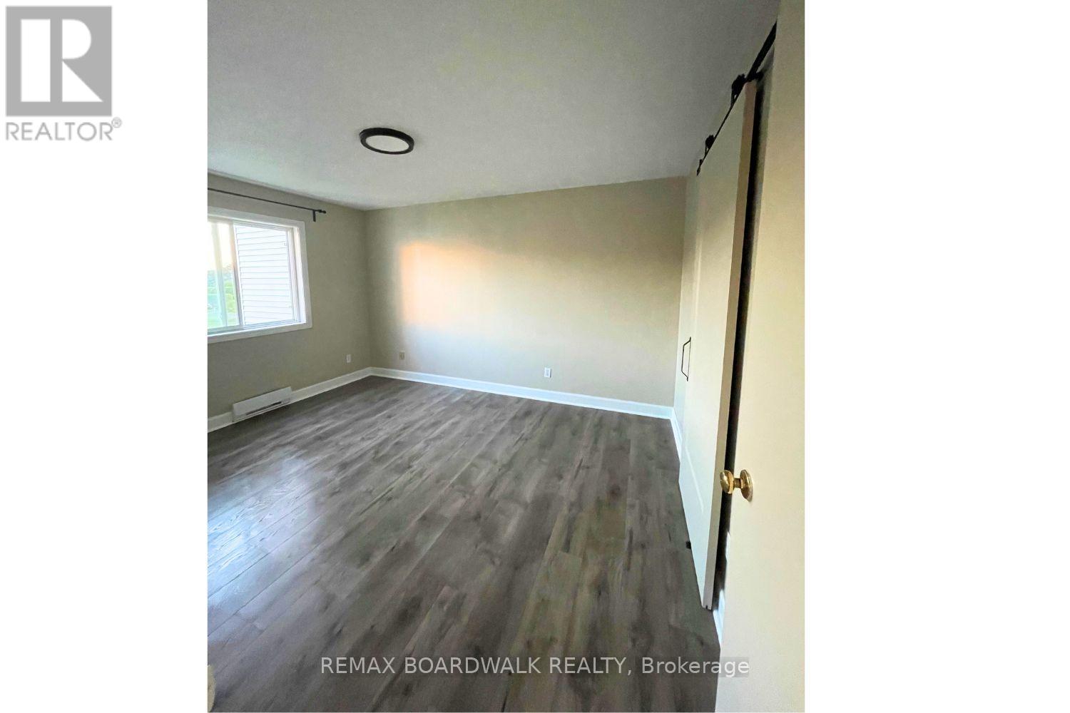 212 - 266 Lorry Greenberg Drive, Ottawa, Ontario  K1T 3J9 - Photo 6 - X12861216