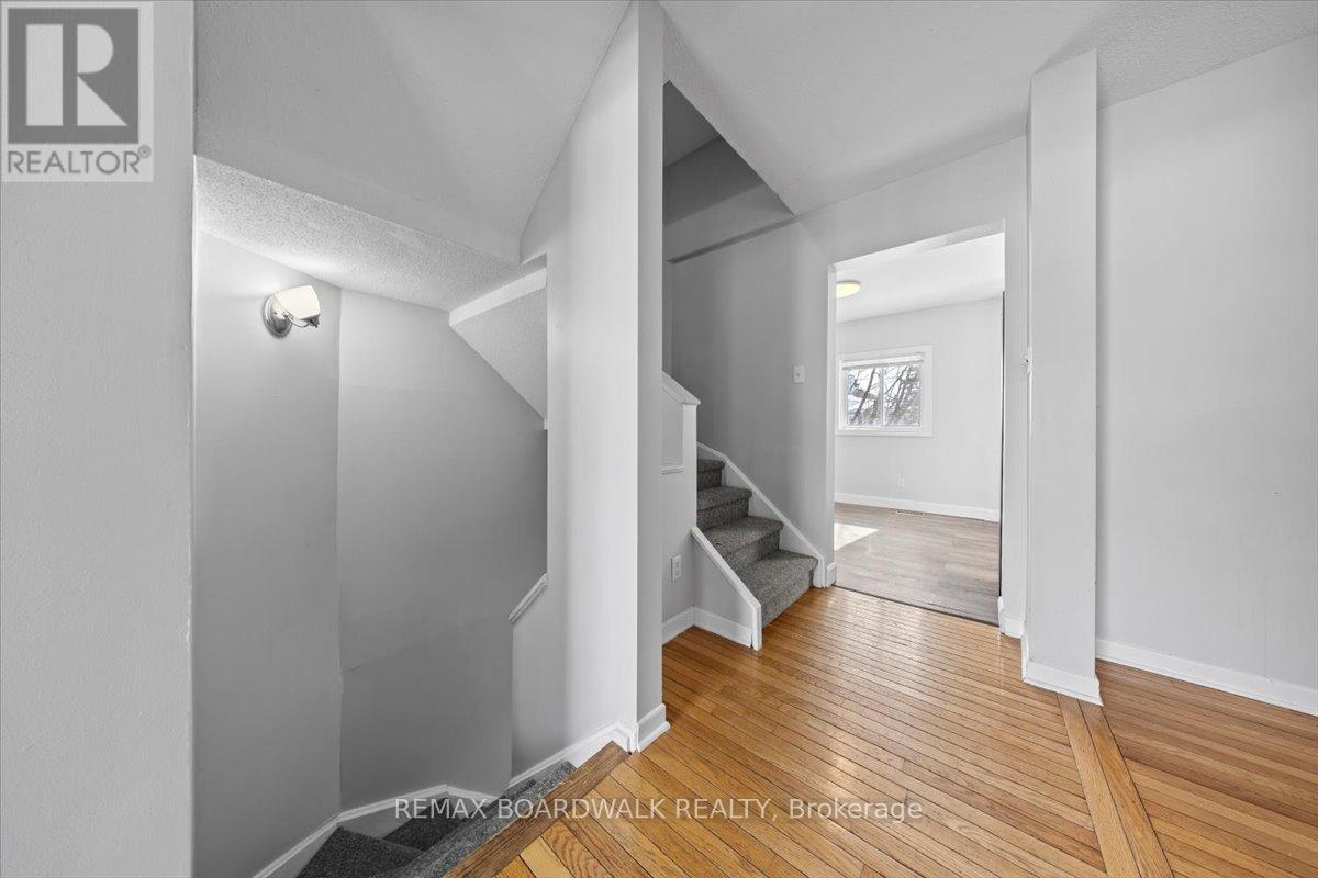 1513 Thurlow Street, Ottawa, Ontario  K4A 2K9 - Photo 10 - X12861220