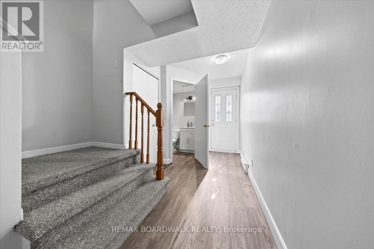 1513 Thurlow Street, Ottawa, Ontario  K4A 2K9 - Photo 4 - X12861220