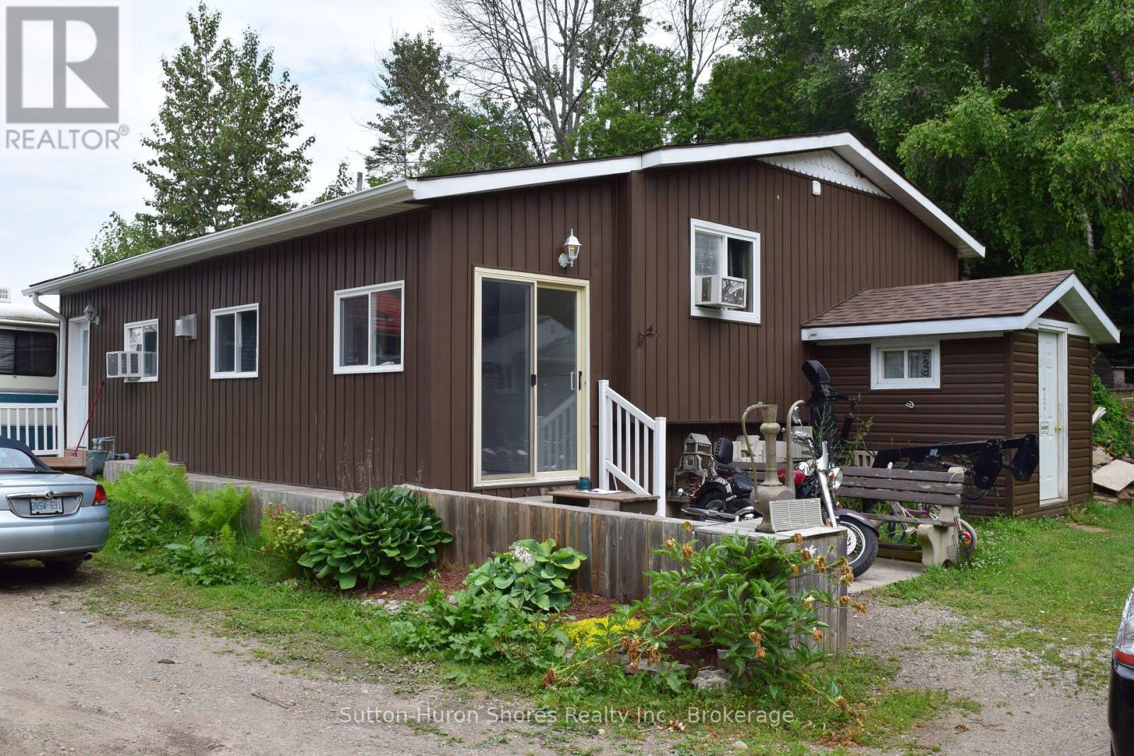 95 Mcvicar Street, Saugeen Shores, Ontario  N0H 2C0 - Photo 11 - X12397862