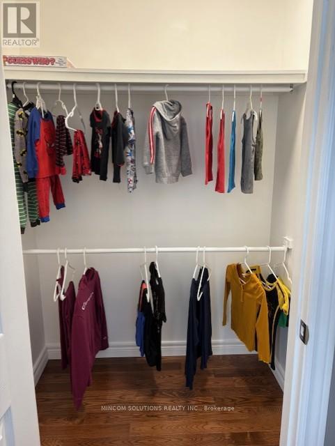 4 Downer Crescent, Wasaga Beach, Ontario  L9Z 1B9 - Photo 25 - S12860856