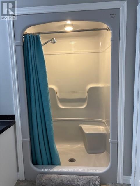 4 Downer Crescent, Wasaga Beach, Ontario  L9Z 1B9 - Photo 27 - S12860856