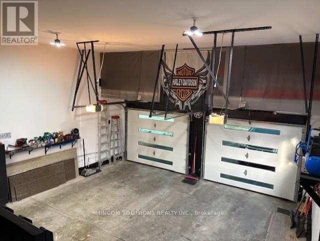 4 Downer Crescent, Wasaga Beach, Ontario  L9Z 1B9 - Photo 44 - S12860856