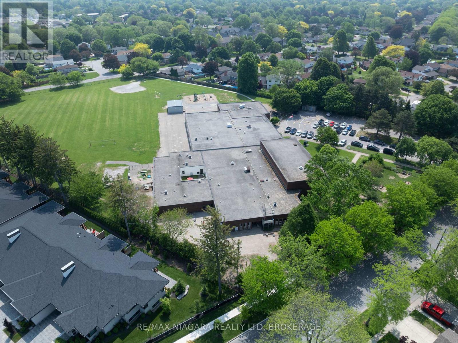 621 Lake Street, St. Catharines, Ontario  L2N 6H4 - Photo 47 - X12860986