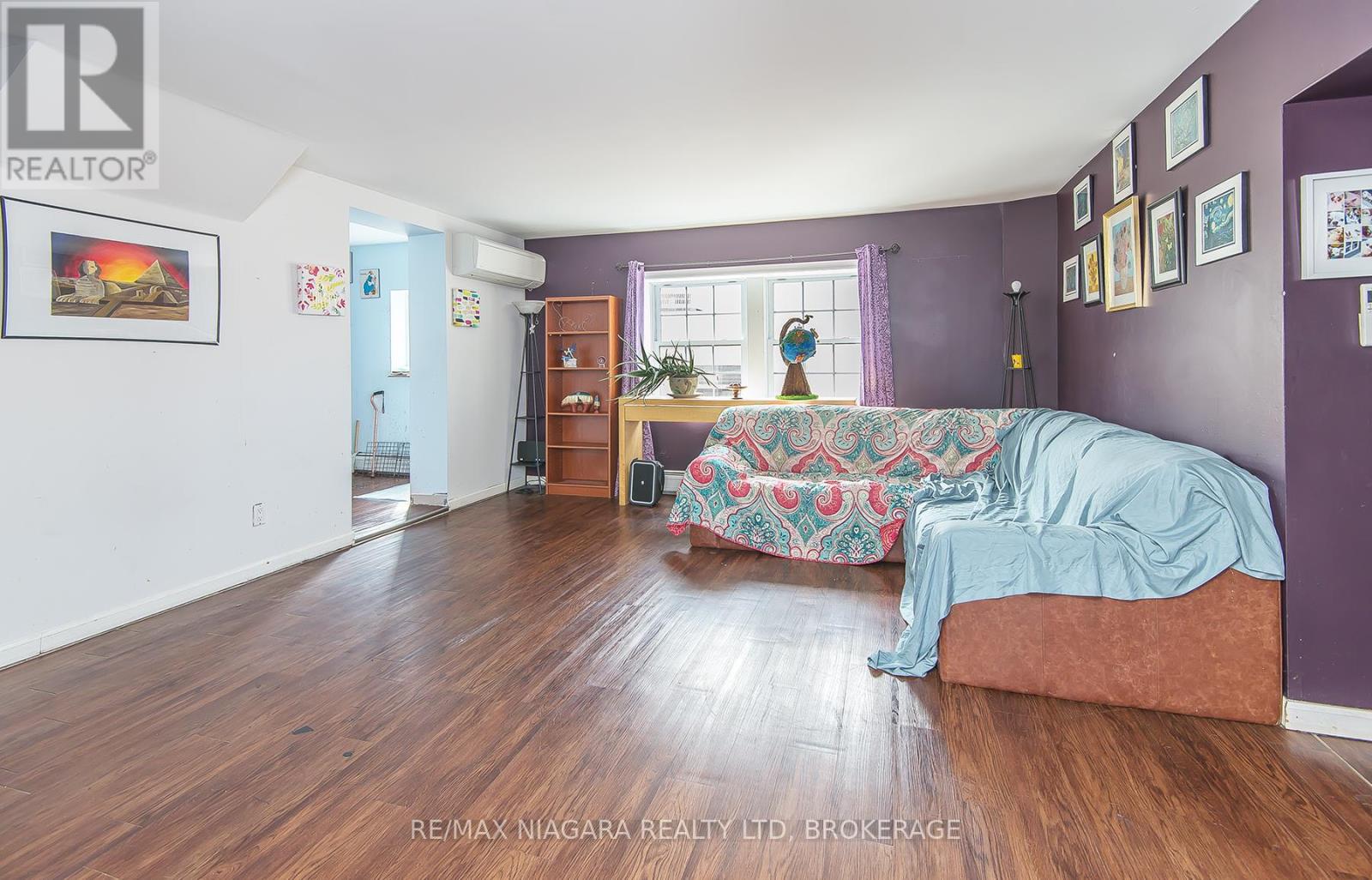 98 Chippawa Road, Port Colborne, Ontario  L3K 1T5 - Photo 3 - X12861030