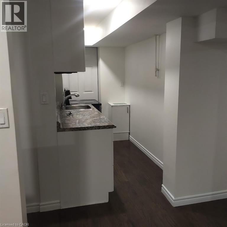 19 Hands - Lower Unit Drive Unit# Bsmt, Guelph, Ontario  N1G 3E6 - Photo 15 - 40810660