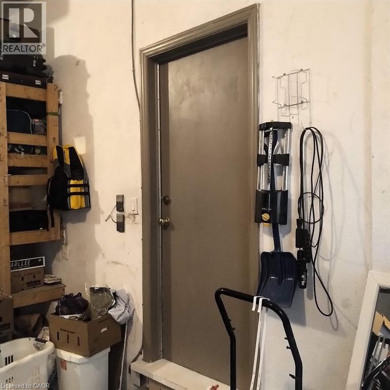 19 Hands - Lower Unit Drive Unit# Bsmt, Guelph, Ontario  N1G 3E6 - Photo 5 - 40810660