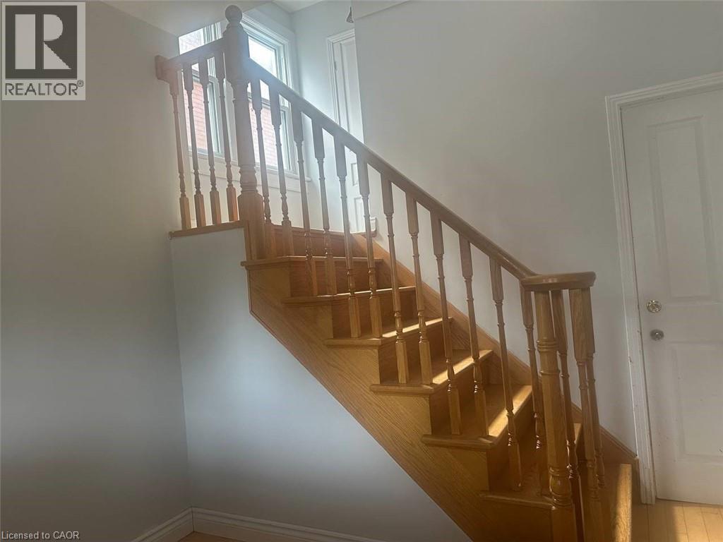 64 Gage Avenue S Unit# Upper, Hamilton, Ontario  L8M 3C9 - Photo 2 - 40810655