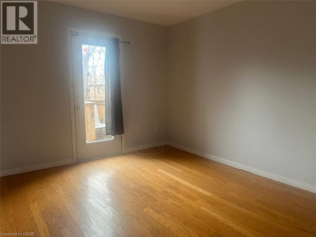 64 Gage Avenue S Unit# Upper, Hamilton, Ontario  L8M 3C9 - Photo 3 - 40810655